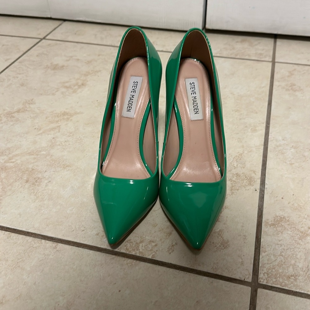 Steve Madden Green Heels